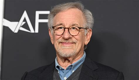 what makes steven spielberg a great director